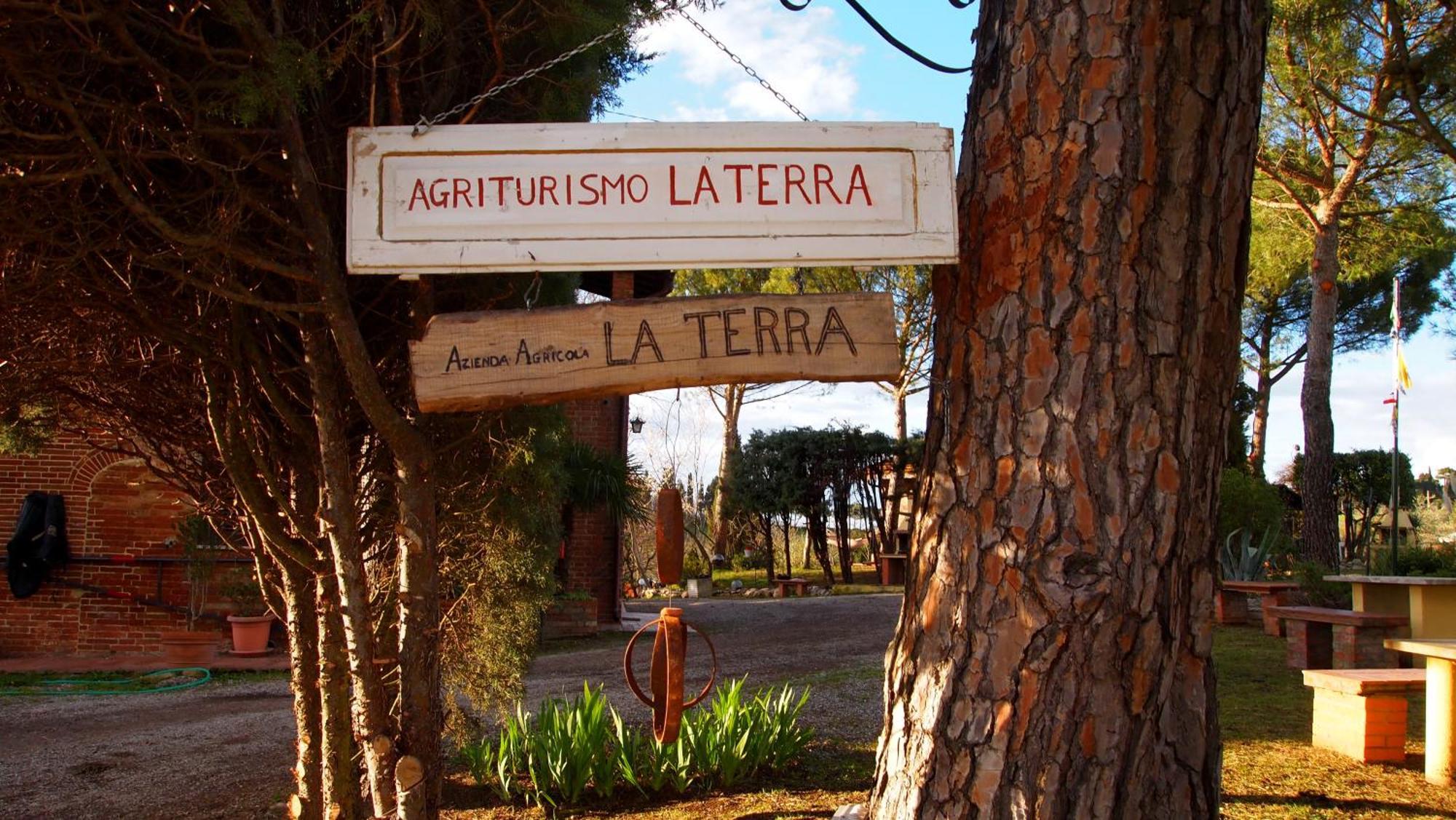 הוילה Valiano Agriturismo La Terra מראה חיצוני תמונה