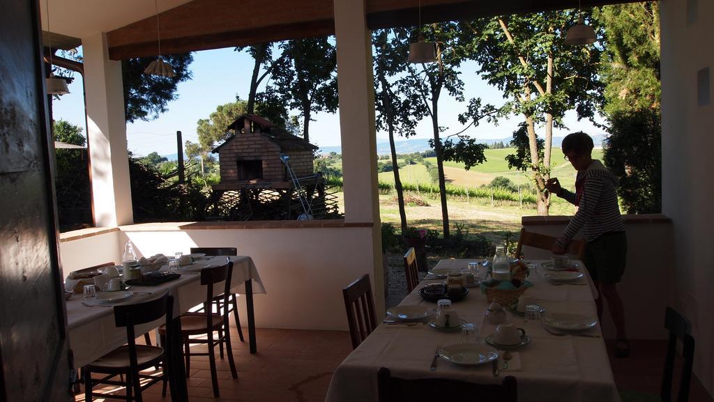 הוילה Valiano Agriturismo La Terra מראה חיצוני תמונה